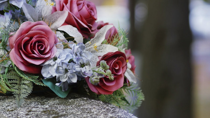 Should Christians Cremate Their Loved Ones?