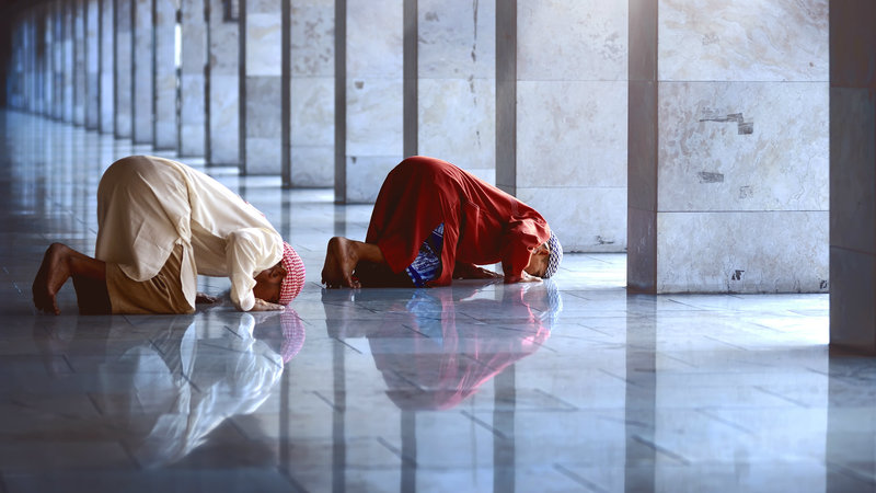 Open Arms to the Muslim World